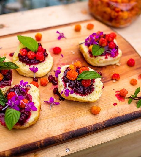 Biscuits covered in Berryjam